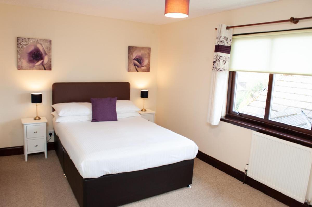Guest house Alban And Abbey House Inverness